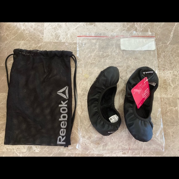 reebok true studio slipper